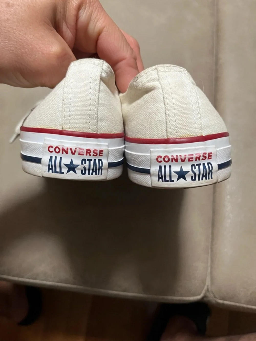 Converse Classic Low Top Canvas Sneakers in Off-White with Red Trim unisex - Picture 4 of 9